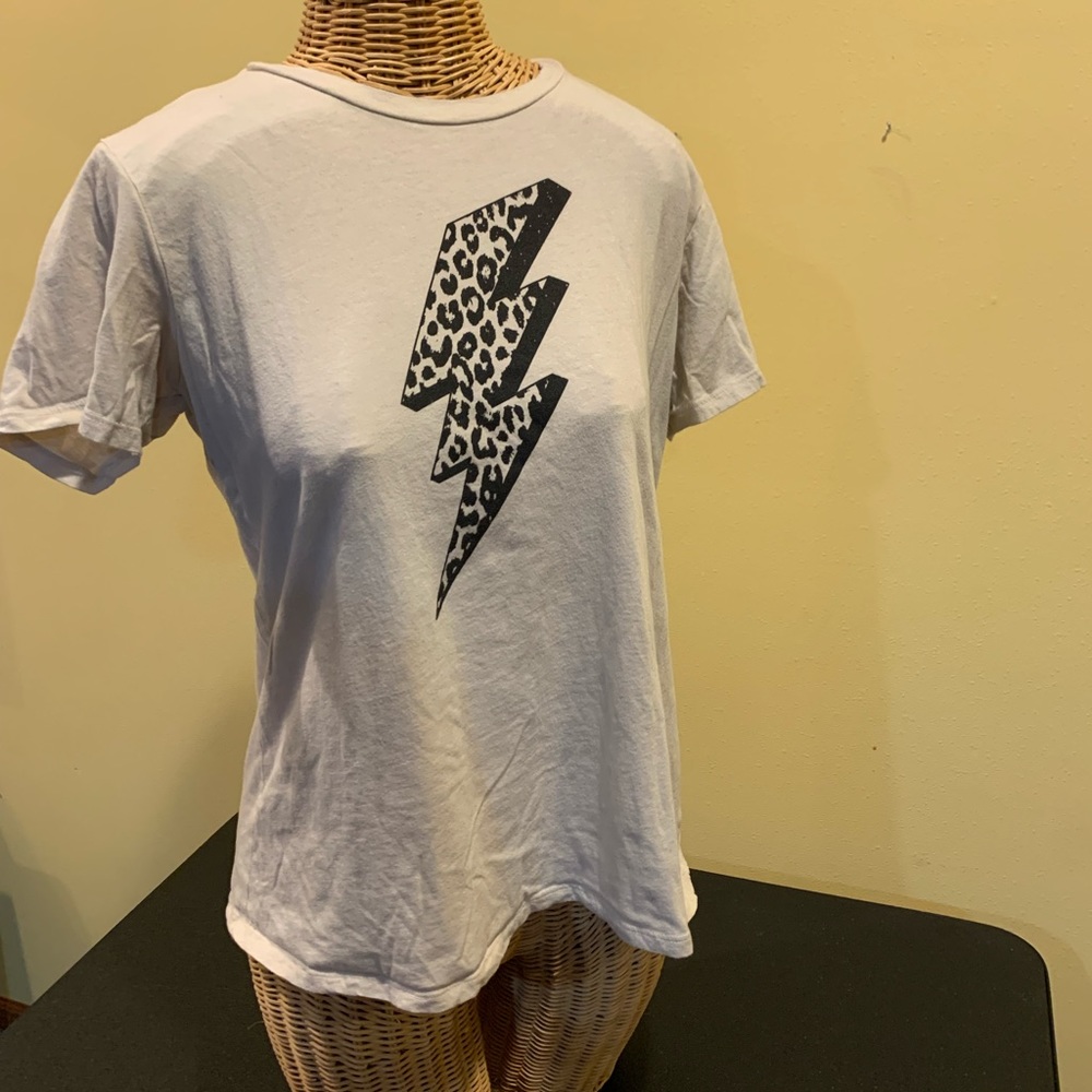 lightning bolt graphic tee